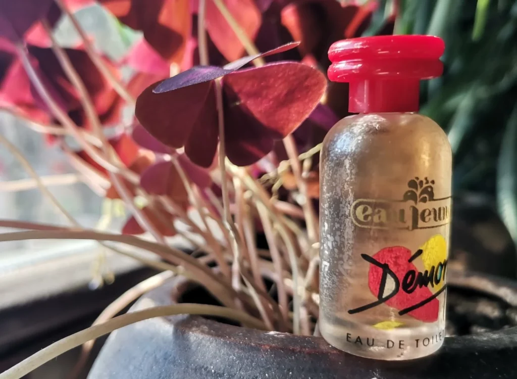 Demon Eau Jeune