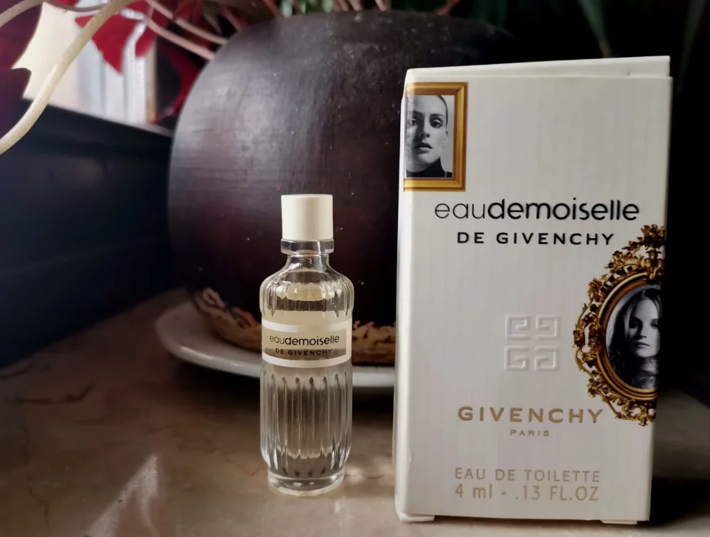 Eaudemoiselle de Givenchy